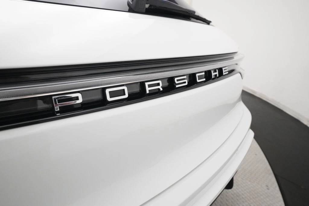 2026 Porsche Macan S