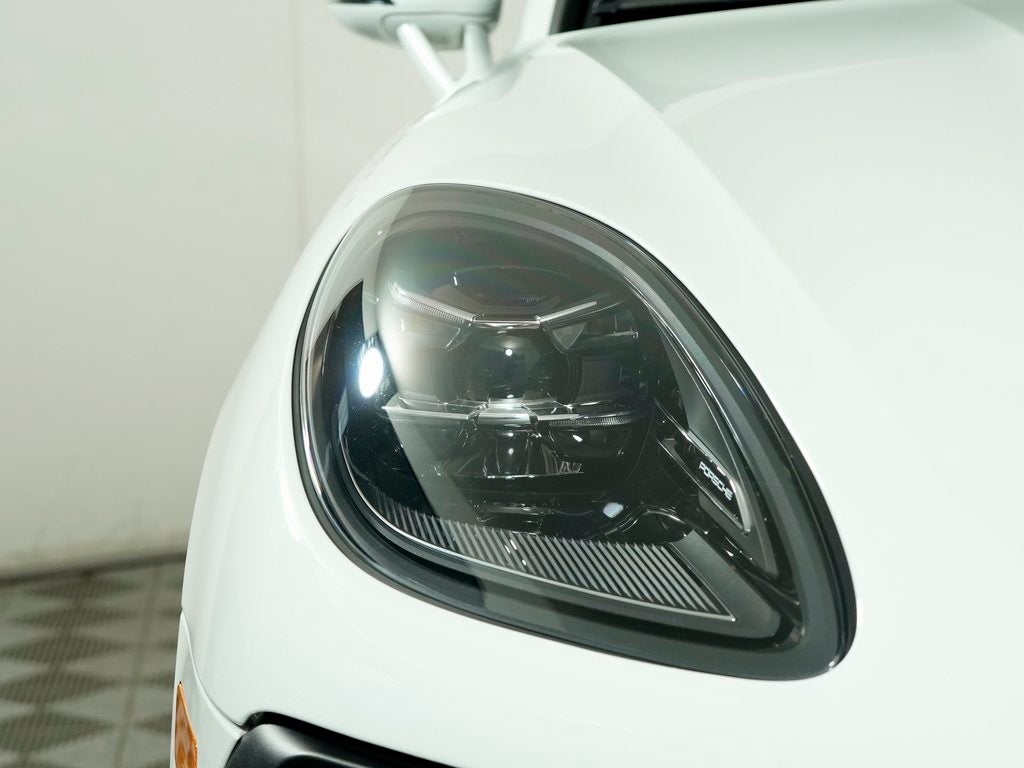 2023 Porsche Macan S