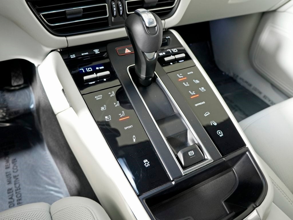 2023 Porsche Macan S