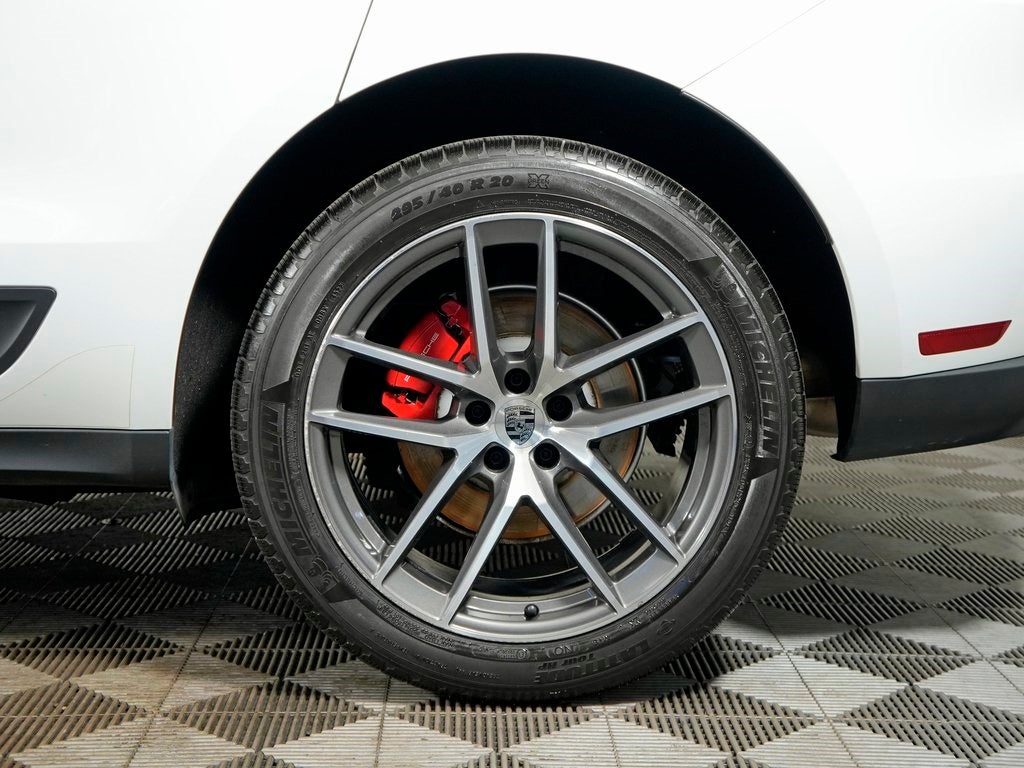 2023 Porsche Macan S