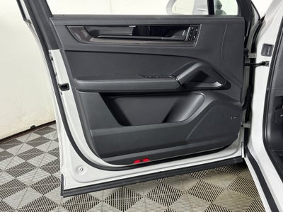 2026 Porsche Cayenne GTS