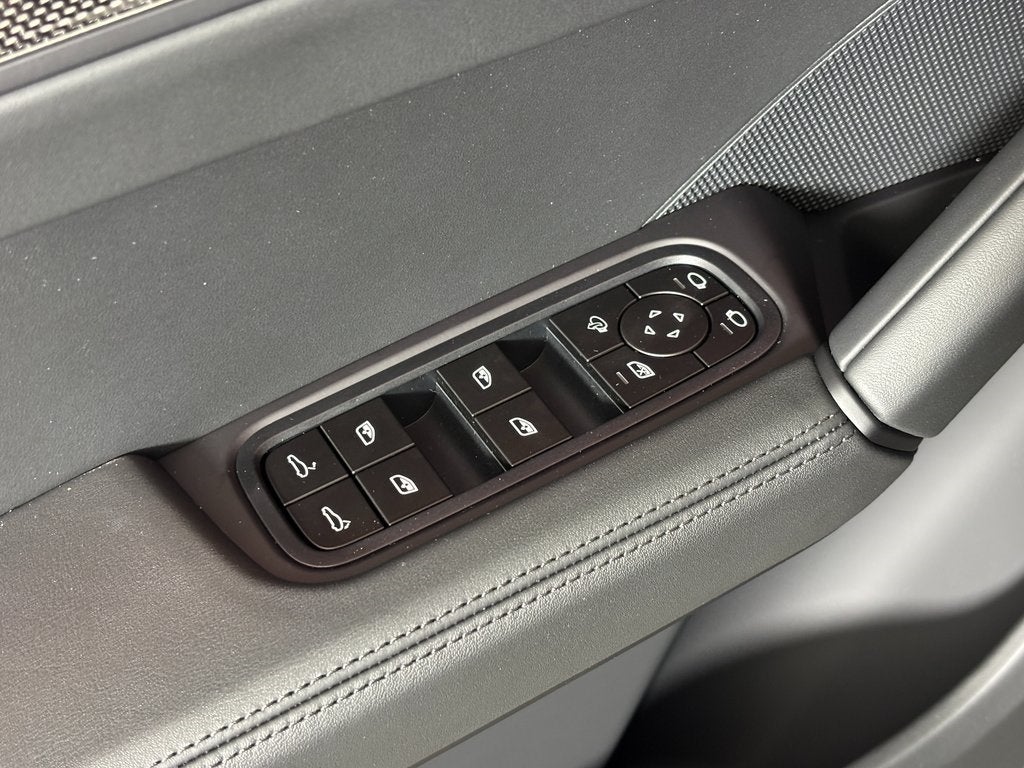 2026 Porsche Cayenne GTS