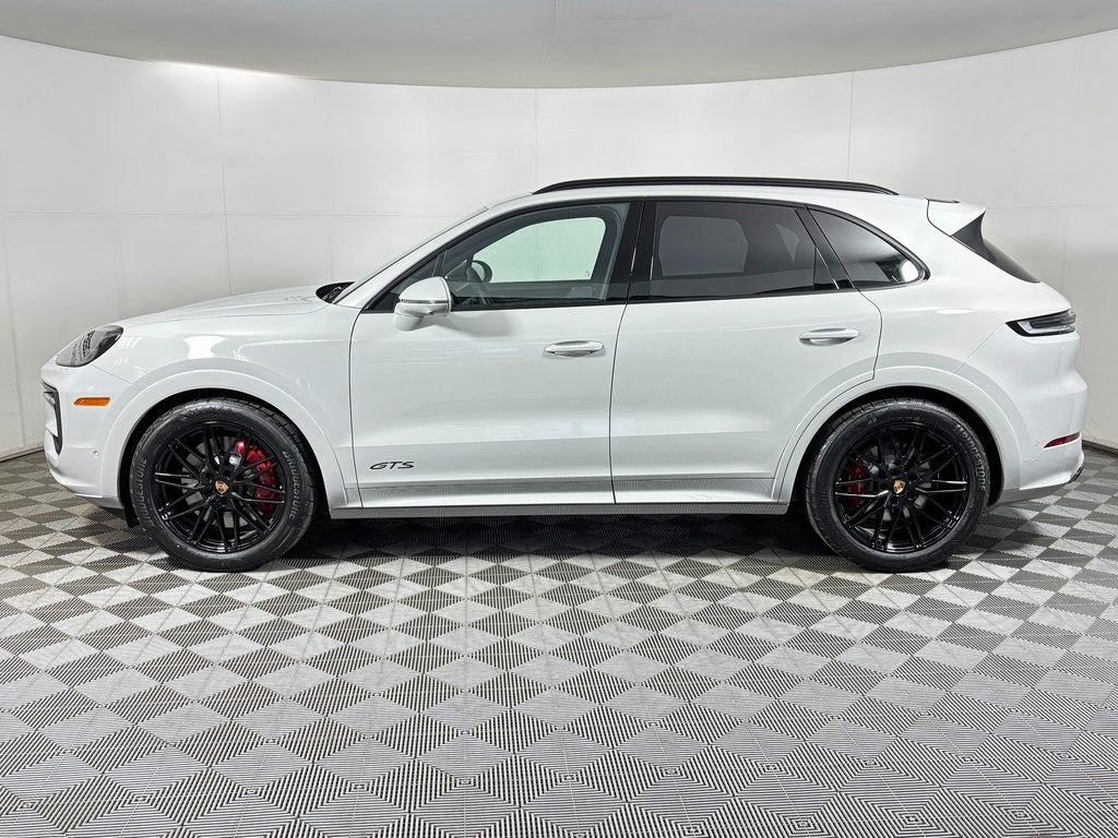 2026 Porsche Cayenne GTS