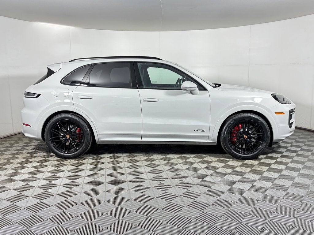 2026 Porsche Cayenne GTS