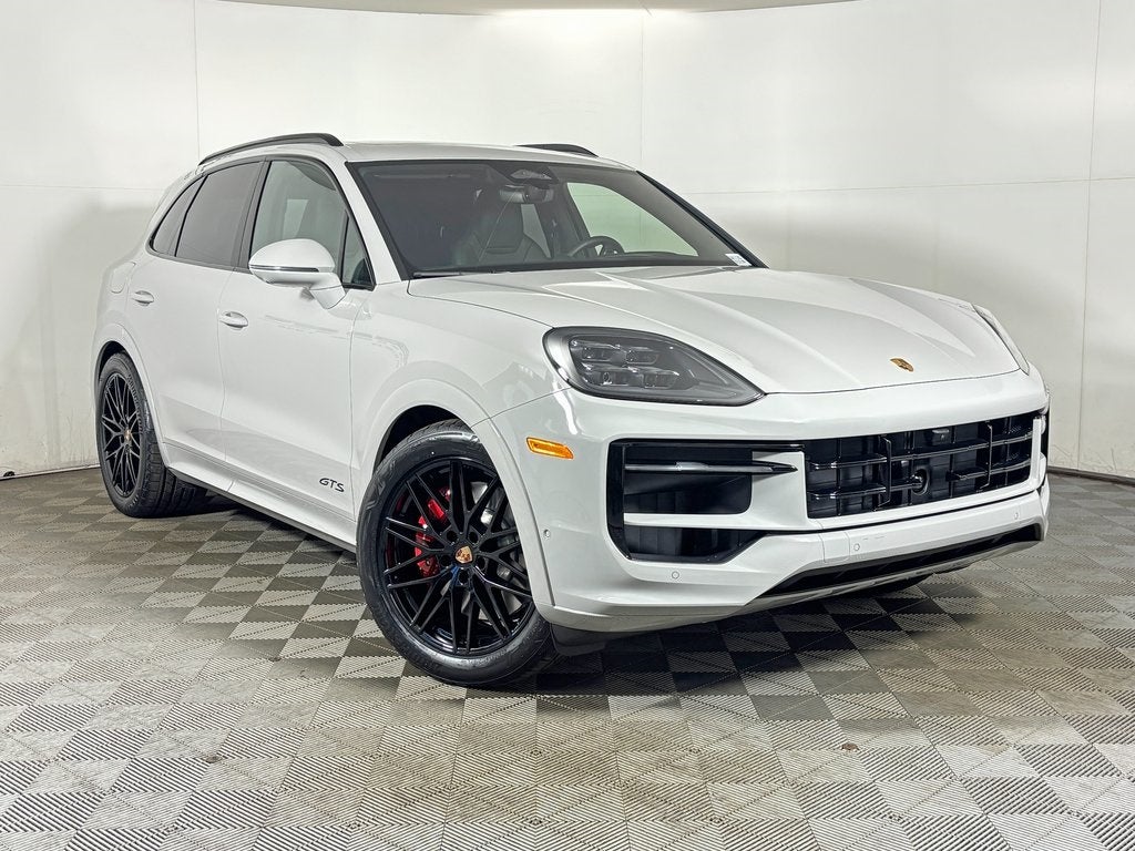 2026 Porsche Cayenne GTS