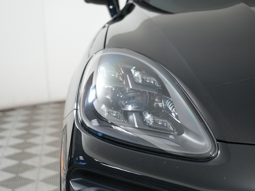 2021 Porsche Cayenne GTS