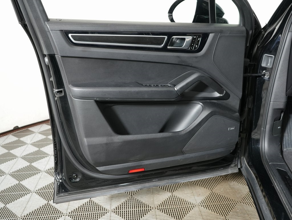 2021 Porsche Cayenne GTS