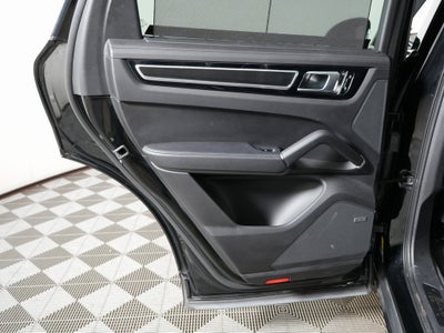 2021 Porsche Cayenne GTS