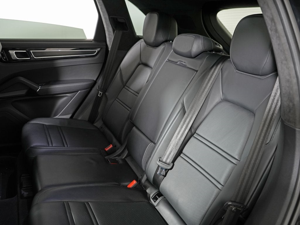 2021 Porsche Cayenne GTS