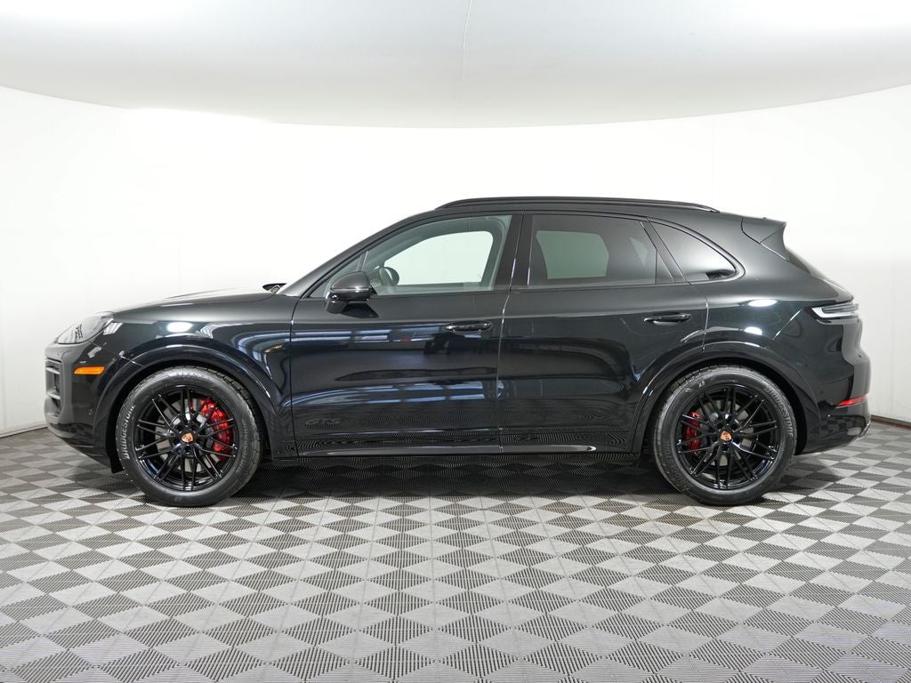 2026 Porsche Cayenne GTS