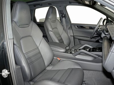 2026 Porsche Cayenne GTS