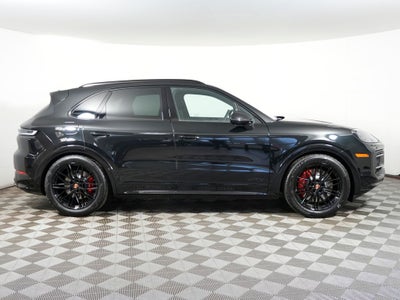 2026 Porsche Cayenne GTS