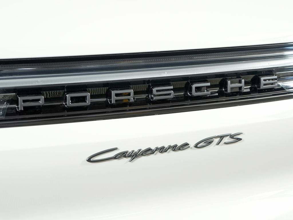 2026 Porsche Cayenne GTS