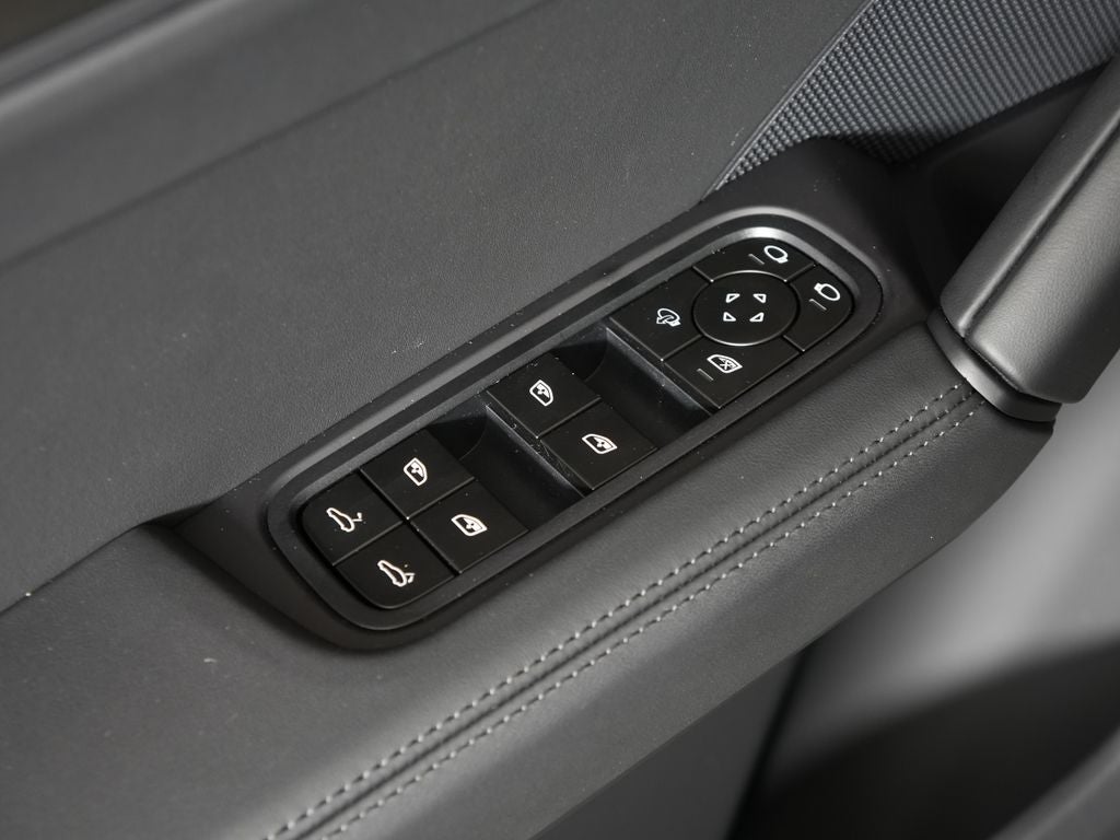2026 Porsche Cayenne GTS
