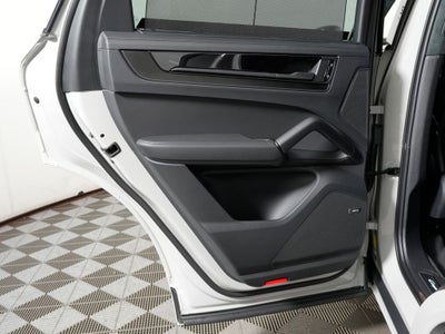 2026 Porsche Cayenne GTS