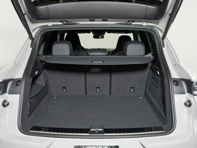 2026 Porsche Cayenne GTS