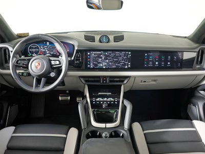 2025 Porsche Cayenne GTS