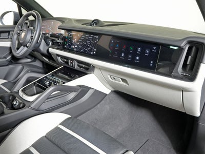 2025 Porsche Cayenne GTS