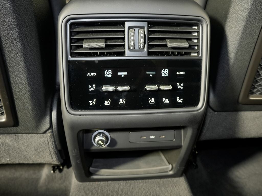 2025 Porsche Cayenne GTS