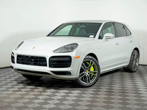 2023 Porsche Cayenne Turbo S E-Hybrid