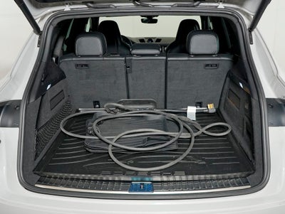 2023 Porsche Cayenne Turbo S E-Hybrid