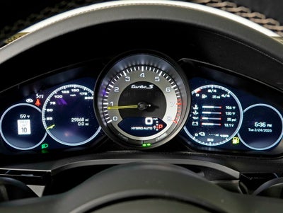 2023 Porsche Cayenne Turbo S E-Hybrid