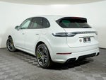 2023 Porsche Cayenne Turbo S E-Hybrid