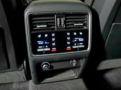 2023 Porsche Cayenne Turbo S E-Hybrid