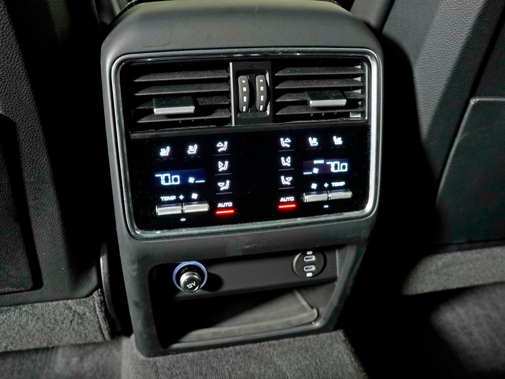 2023 Porsche Cayenne Turbo S E-Hybrid