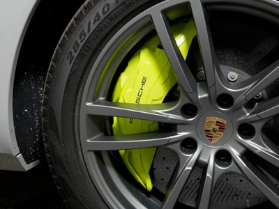 2023 Porsche Cayenne Turbo S E-Hybrid