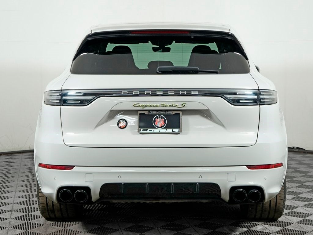 2023 Porsche Cayenne Turbo S E-Hybrid