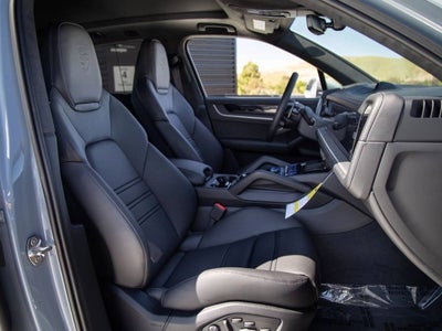 2026 Porsche Cayenne Turbo