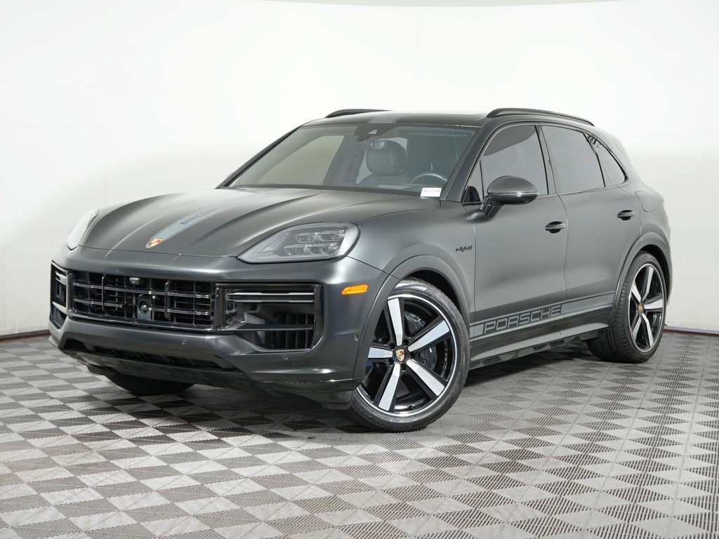 2024 Porsche Cayenne Turbo