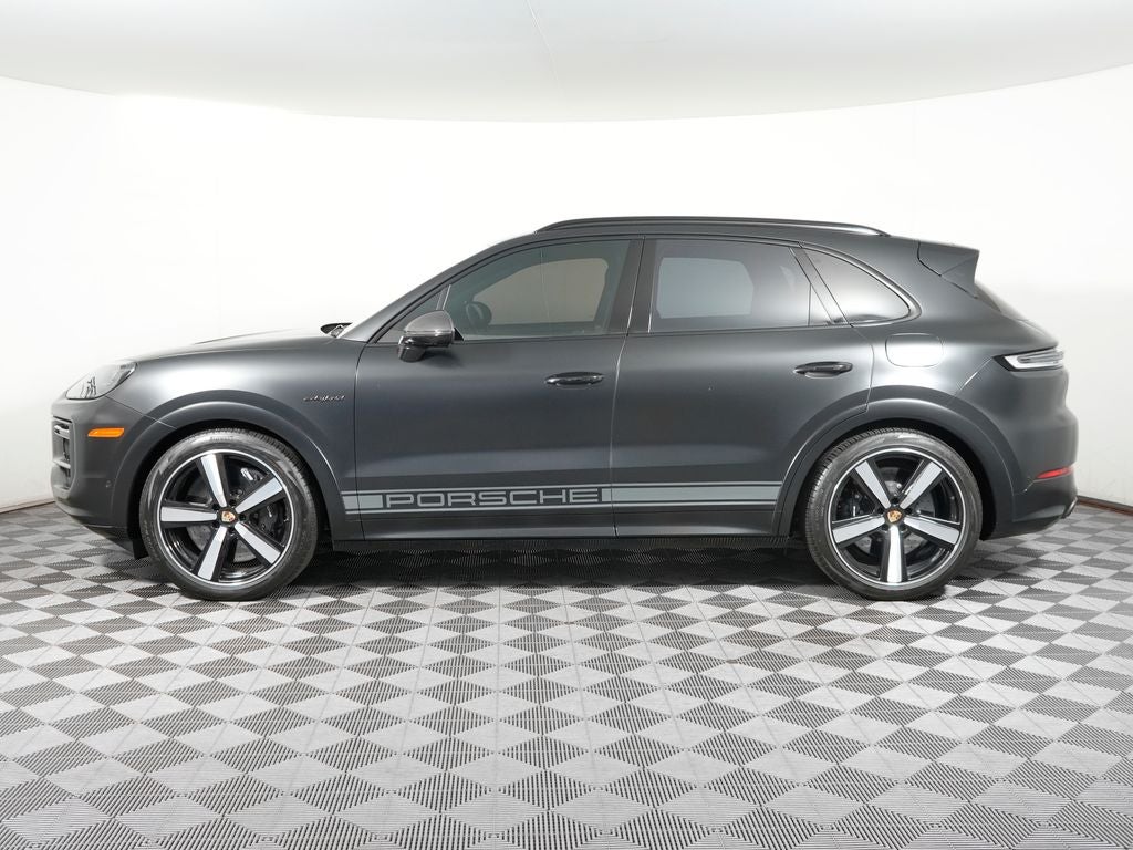 2024 Porsche Cayenne Turbo