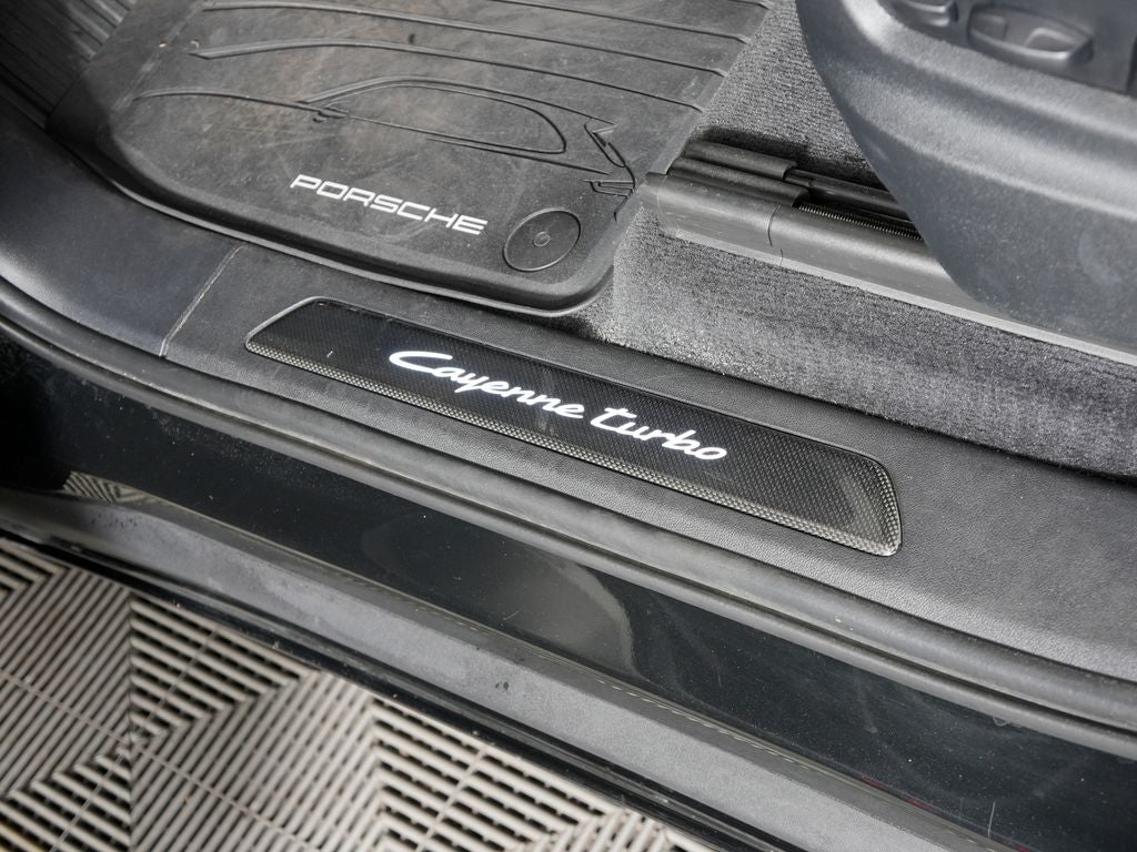 2024 Porsche Cayenne Turbo