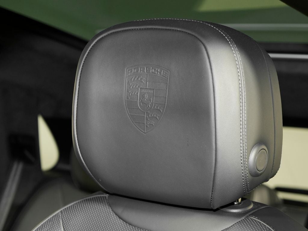 2024 Porsche Cayenne Turbo
