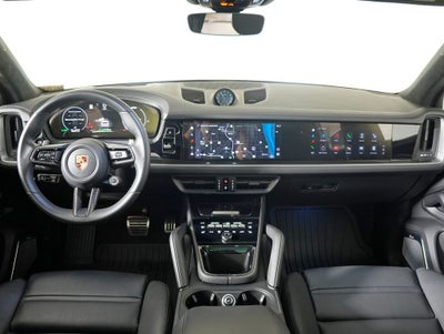 2024 Porsche Cayenne Turbo