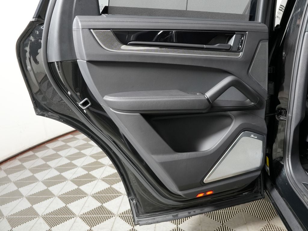 2024 Porsche Cayenne Turbo