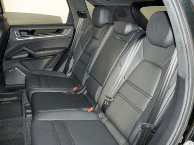 2024 Porsche Cayenne Turbo