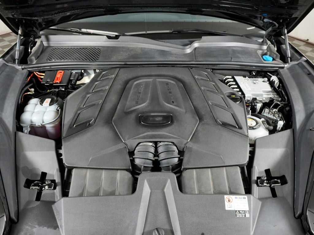 2024 Porsche Cayenne Turbo