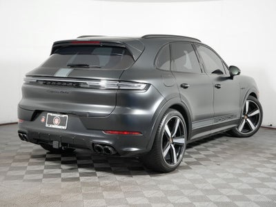 2024 Porsche Cayenne Turbo