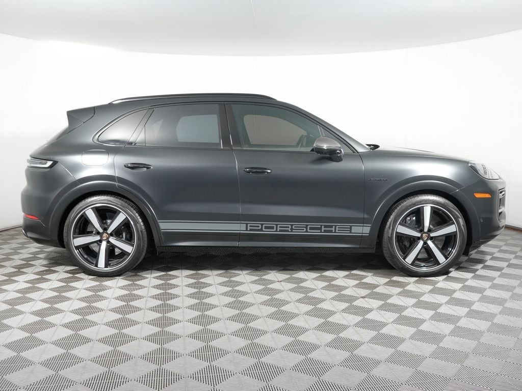2024 Porsche Cayenne Turbo