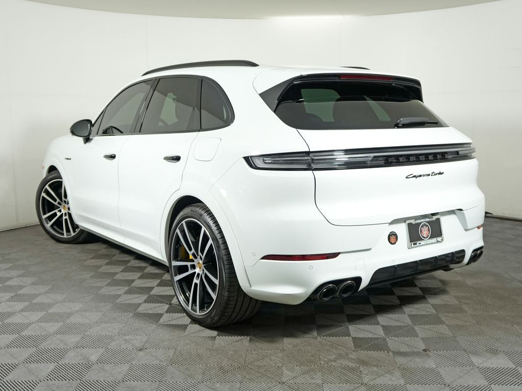 2024 Porsche Cayenne Turbo