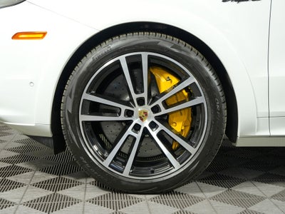 2024 Porsche Cayenne Turbo