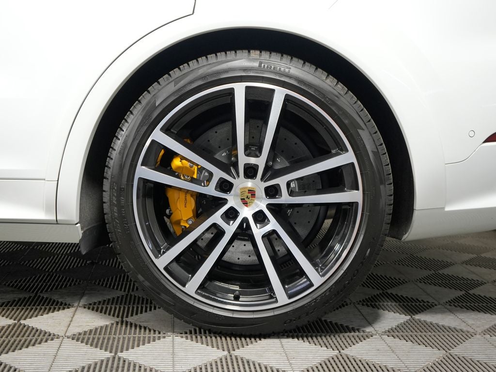 2024 Porsche Cayenne Turbo