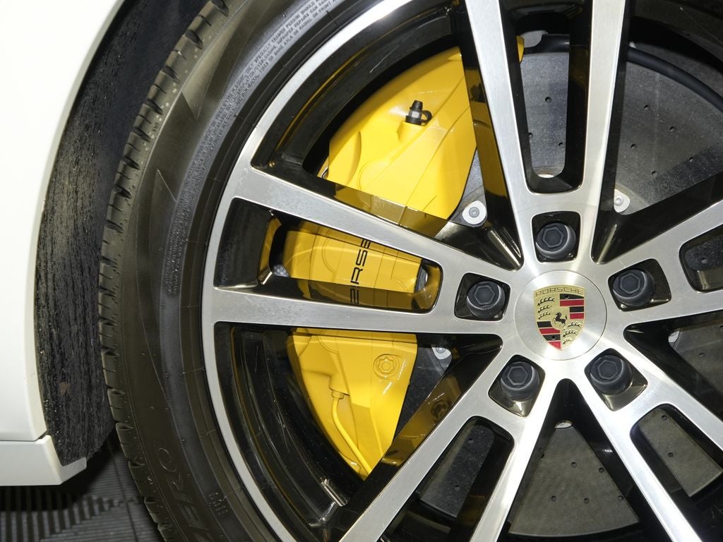 2024 Porsche Cayenne Turbo