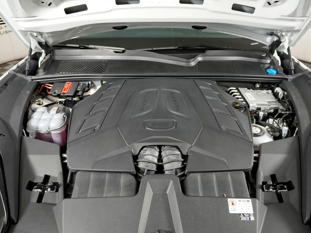 2024 Porsche Cayenne Turbo