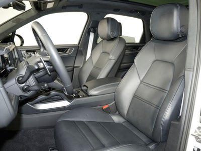 2024 Porsche Cayenne Turbo