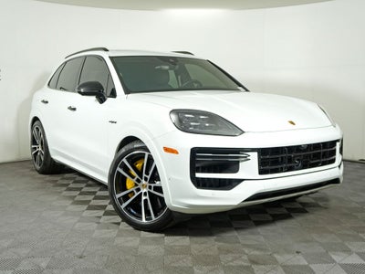 2024 Porsche Cayenne Turbo