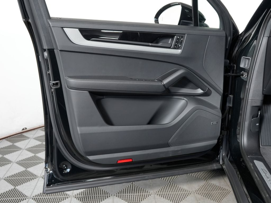 2026 Porsche Cayenne S E-Hybrid